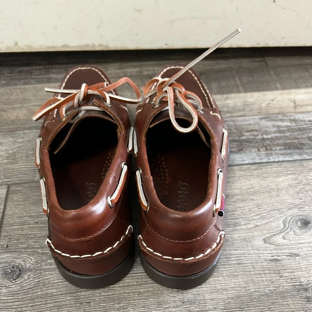 Sebago Docksiders Tie Brown Leather Boat Shoes NWOT